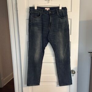 Lucky Brand Medium Wash Athletic Straight Men's Blue Jeans